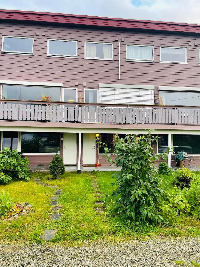 Aurora Apartment Very Close To Fjellheisen 特罗姆瑟 外观 照片