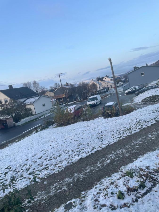 Aurora Apartment Very Close To Fjellheisen 特罗姆瑟 外观 照片