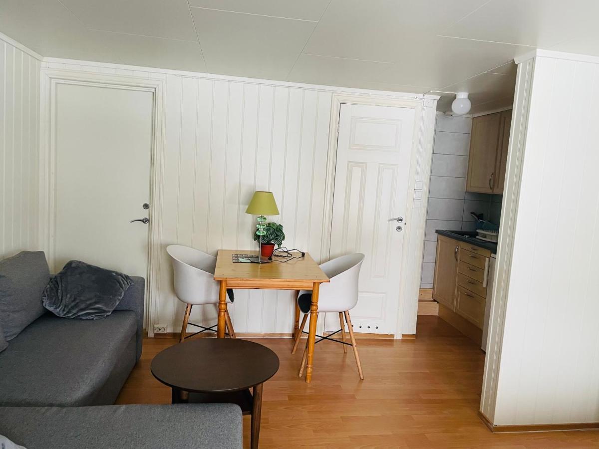Aurora Apartment Very Close To Fjellheisen 特罗姆瑟 外观 照片